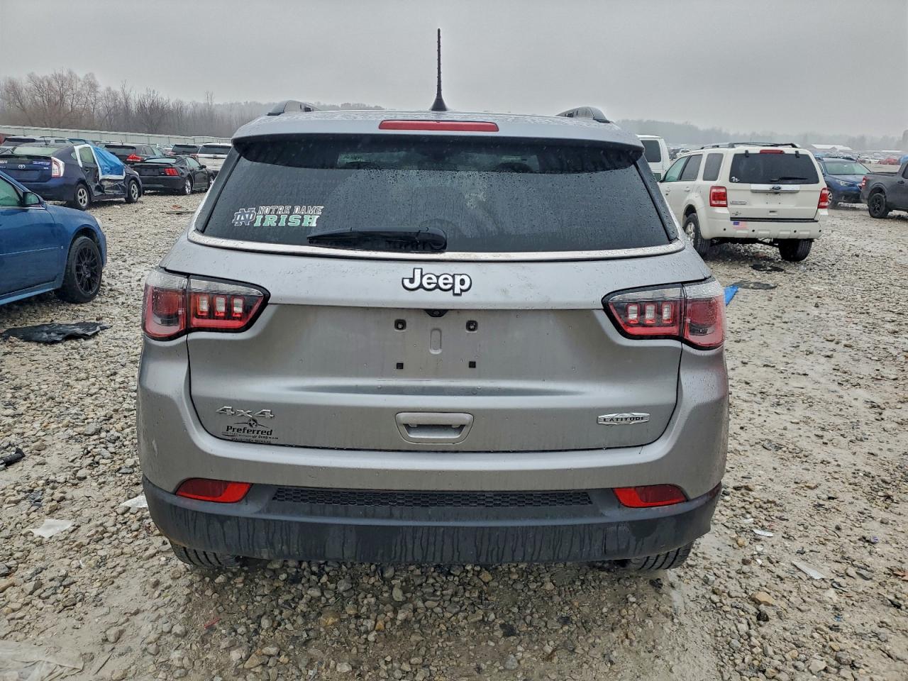 2018 Jeep Compass Latitude VIN: 3C4NJDBB3JT113485 Lot: 93835635