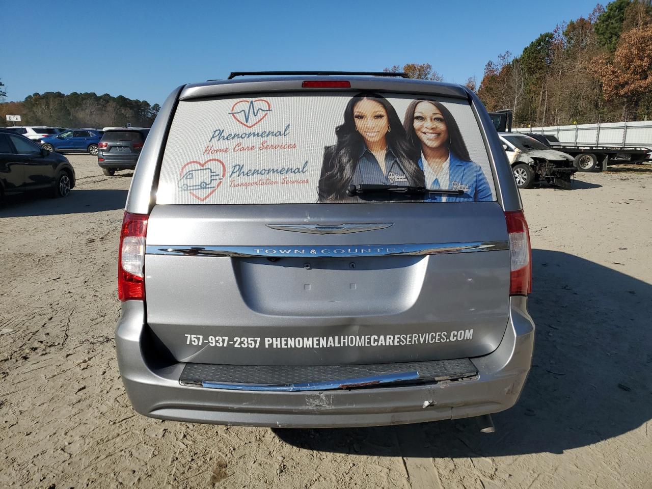 2015 Chrysler Town & Country Touring VIN: 2C4RC1BG3FR608639 Lot: 93205255