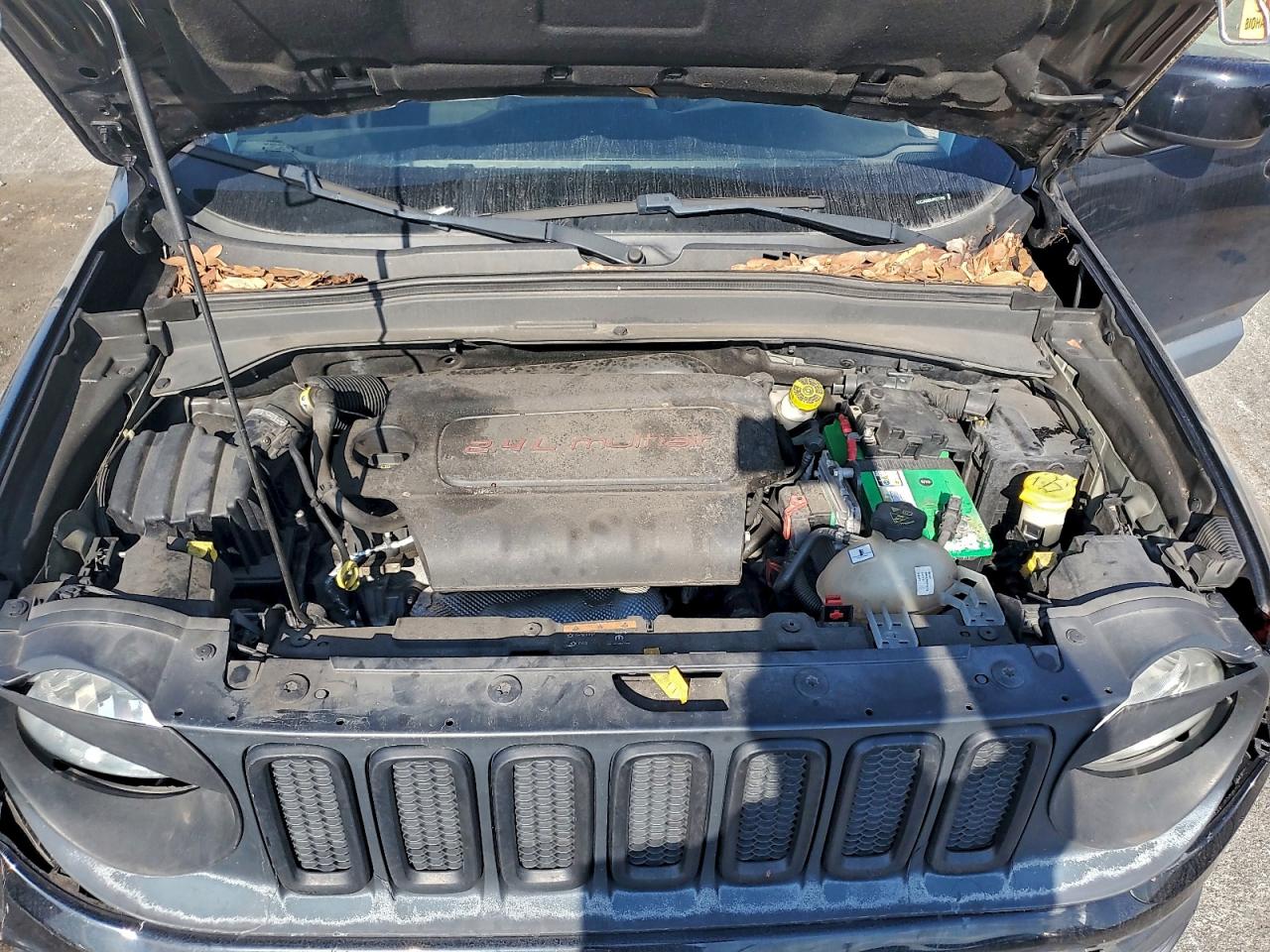 2018 Jeep Renegade Latitude VIN: ZACCJABB9JPG71760 Lot: 94273625