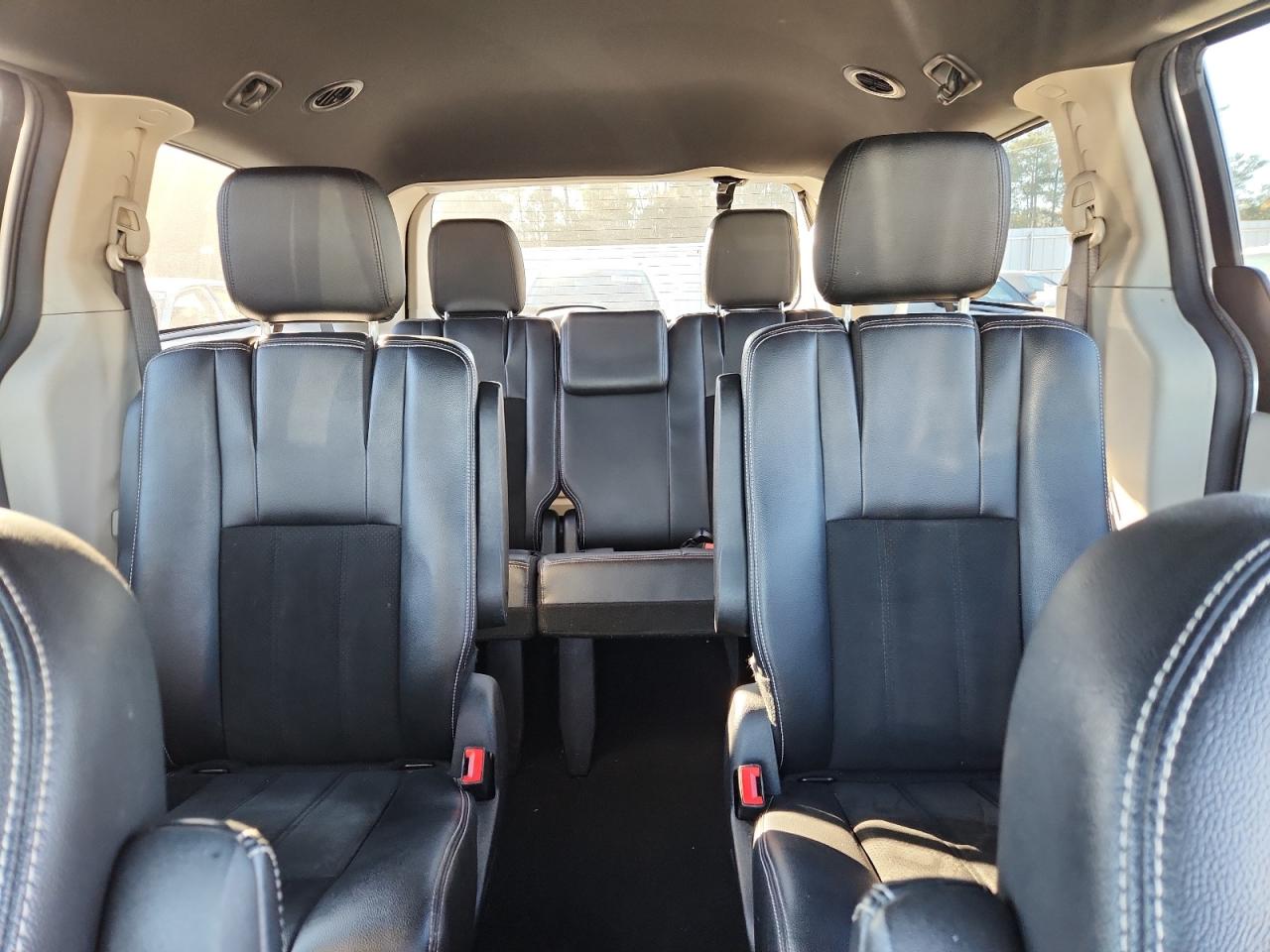 2019 Dodge Grand Caravan Sxt VIN: 2C4RDGCG7KR600262 Lot: 90877395