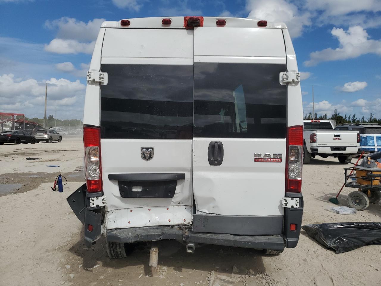 2017 Ram Promaster 2500 2500 High VIN: 3C6TRVDG8HE548491 Lot: 89868055