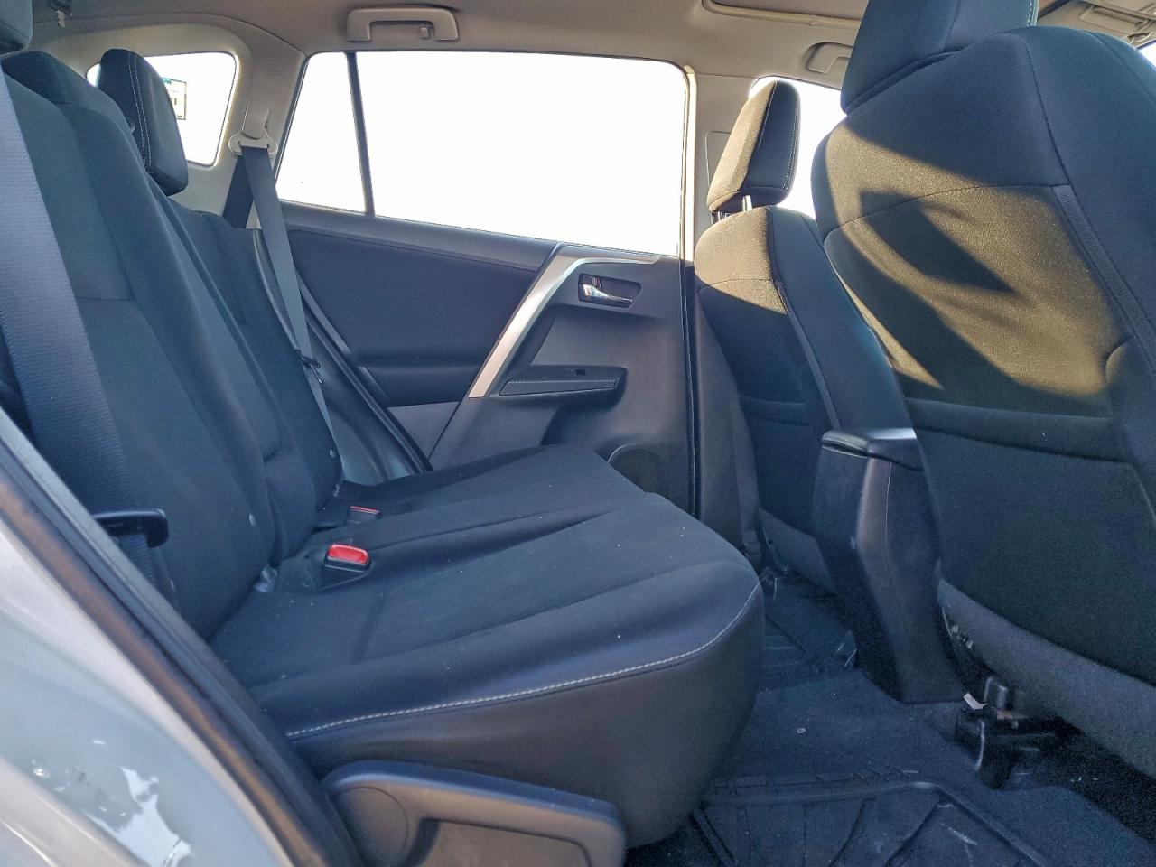 2015 Toyota Rav4 Xle VIN: 2T3RFREV0FW369668 Lot: 94586955