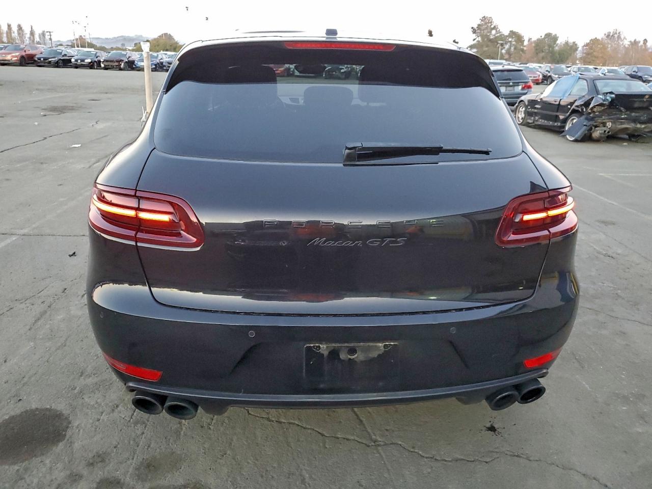 2017 Porsche Macan Gts VIN: WP1AG2A55HLB55268 Lot: 93999305