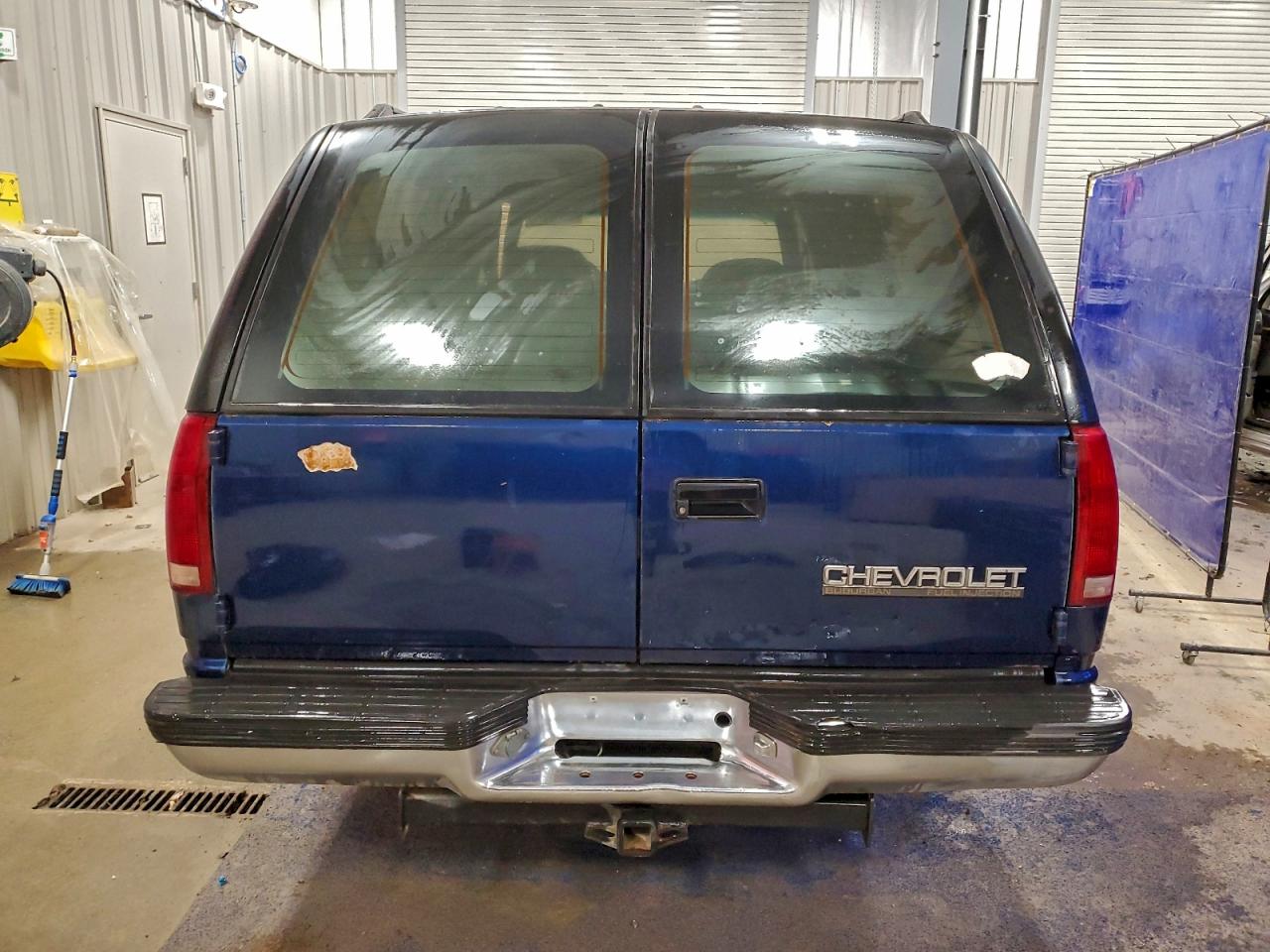 1993 Chevrolet Suburban K1500 VIN: 1GNFK16K3PJ344968 Lot: 93314935