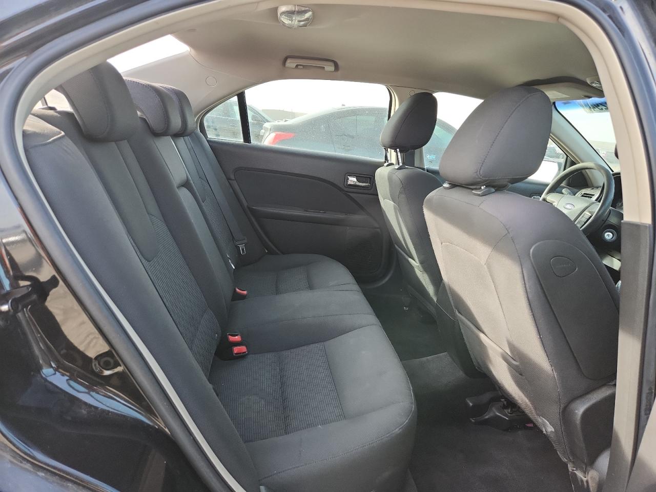 2010 Ford Fusion Se VIN: 3FAHP0HA3AR325924 Lot: 91782945