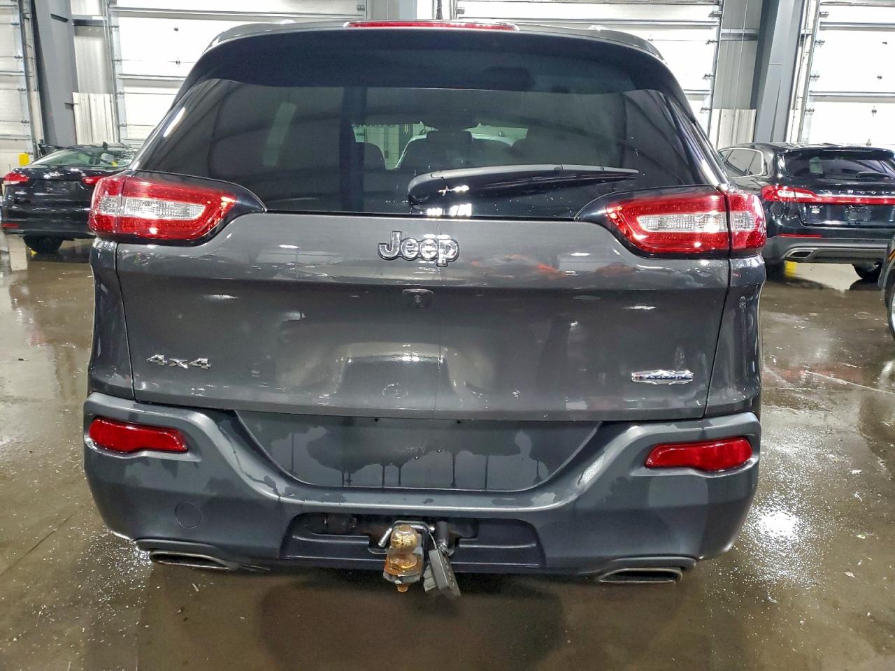 2017 Jeep Cherokee Latitude VIN: 1C4PJMCS5HW605009 Lot: 94439135