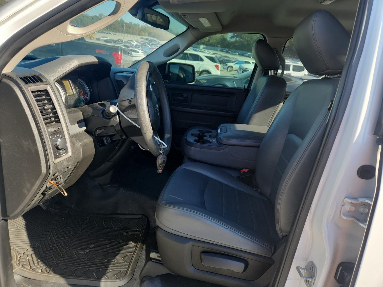 2019 Ram 1500 Classic Tradesman VIN: 1C6RR6FG9KS585843 Lot: 91642375