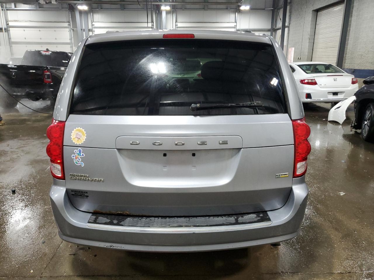 2013 Dodge Grand Caravan Sxt VIN: 2C4RDGCG7DR581019 Lot: 90937775