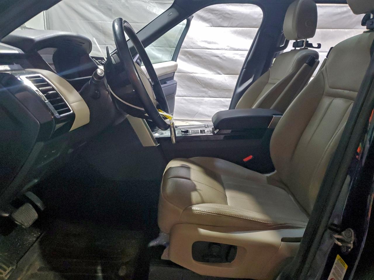 2019 Land Rover Discovery Hse VIN: SALRR2RV4K2400974 Lot: 94009155