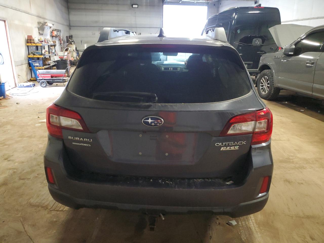 2017 Subaru Outback 2.5I Premium VIN: 4S4BSAFC4H3260790 Lot: 92379855