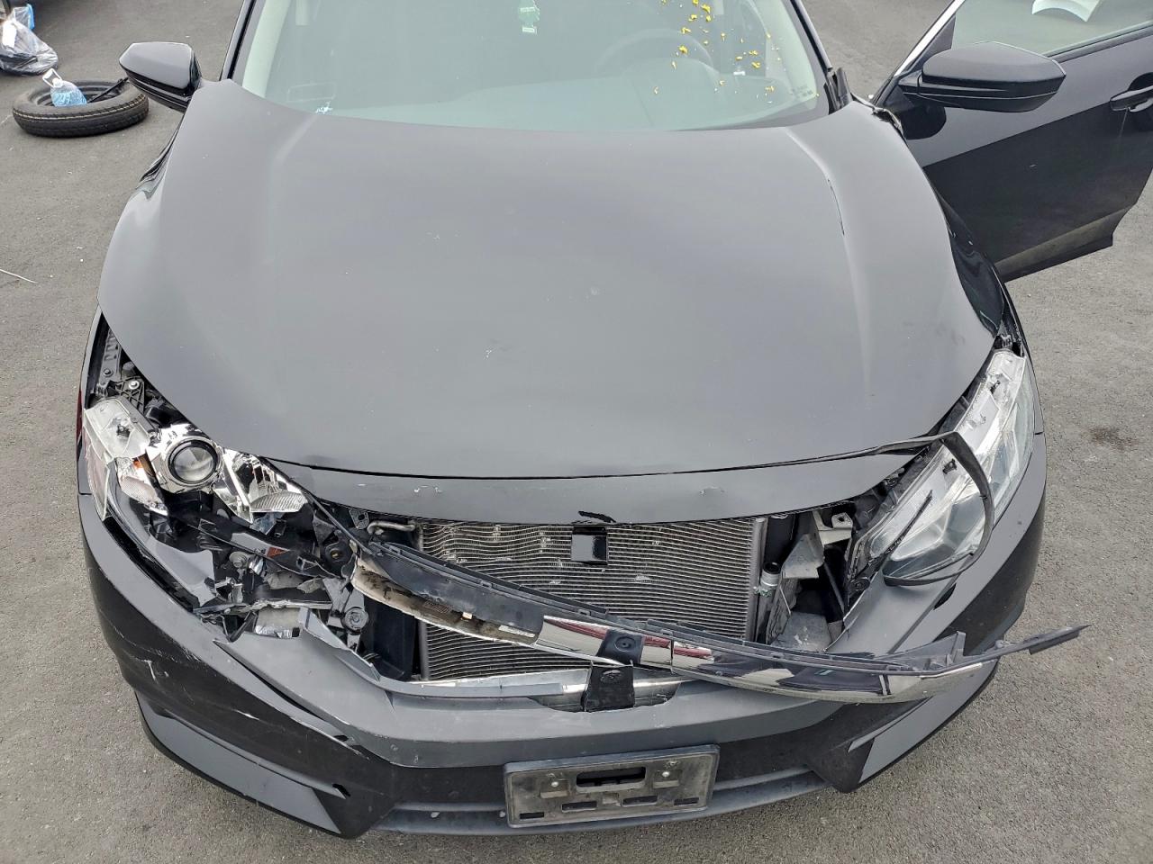 2018 Honda Civic Lx VIN: 2HGFC2F5XJH527882 Lot: 93960155