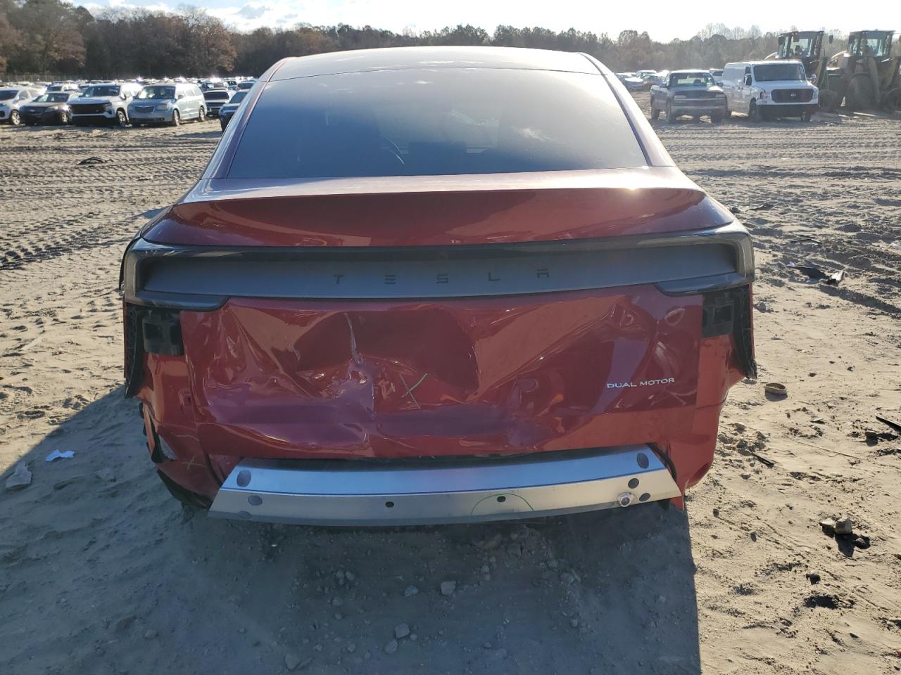 2026 Tesla Model Y VIN: 7SAYGDEE2TF338051 Lot: 92459685