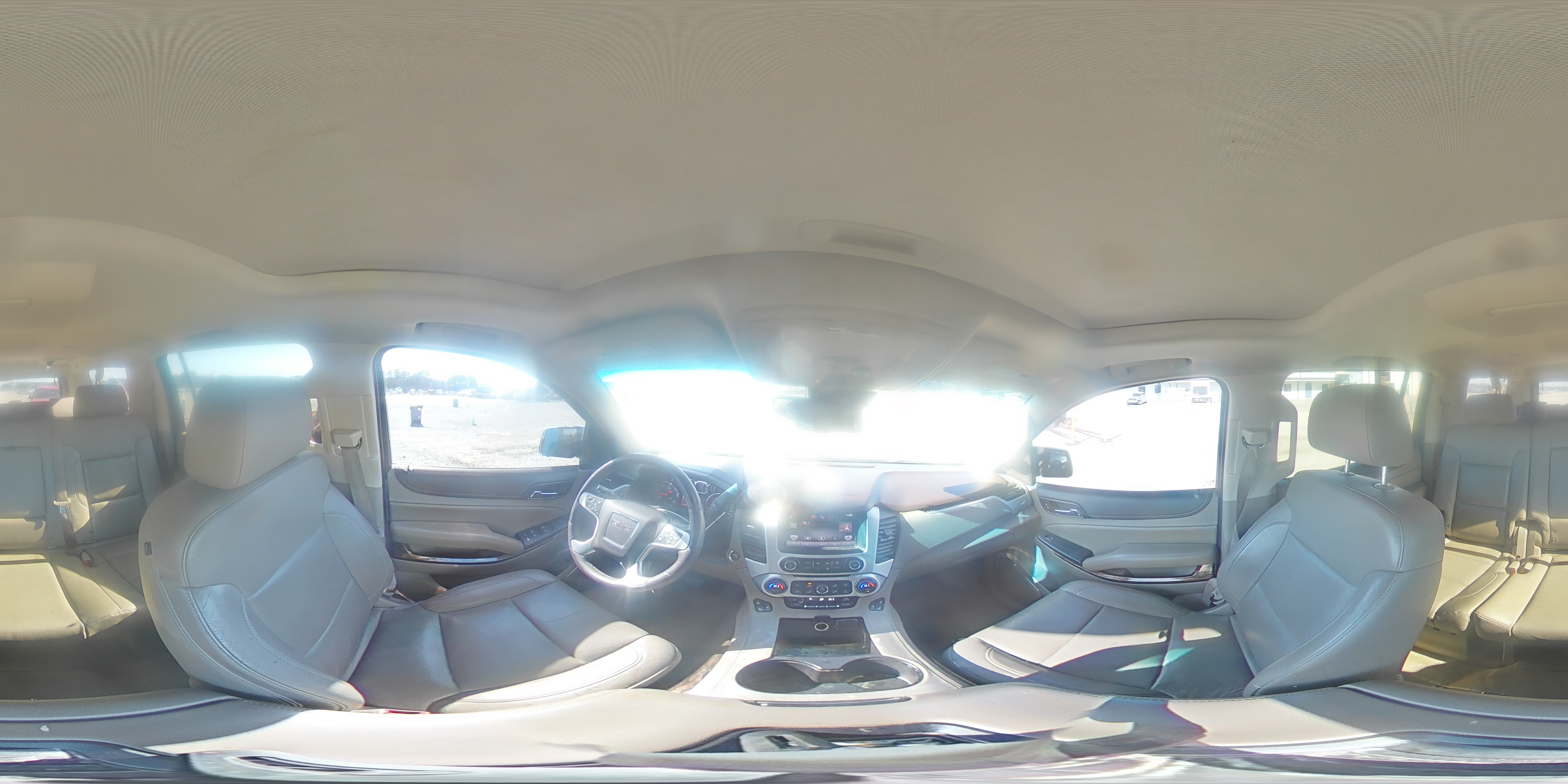 2015 GMC Yukon Xl K1500 Slt VIN: 1GKS2HKC0FR660251 Lot: 92514055