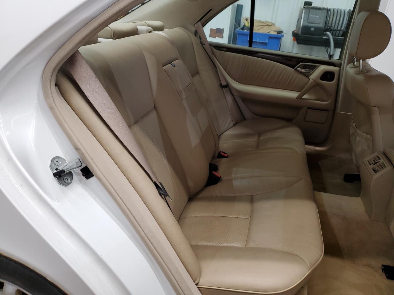 1999 Mercedes-Benz E 320 4Matic VIN: WDBJF82H0XX016929 Lot: 86857285