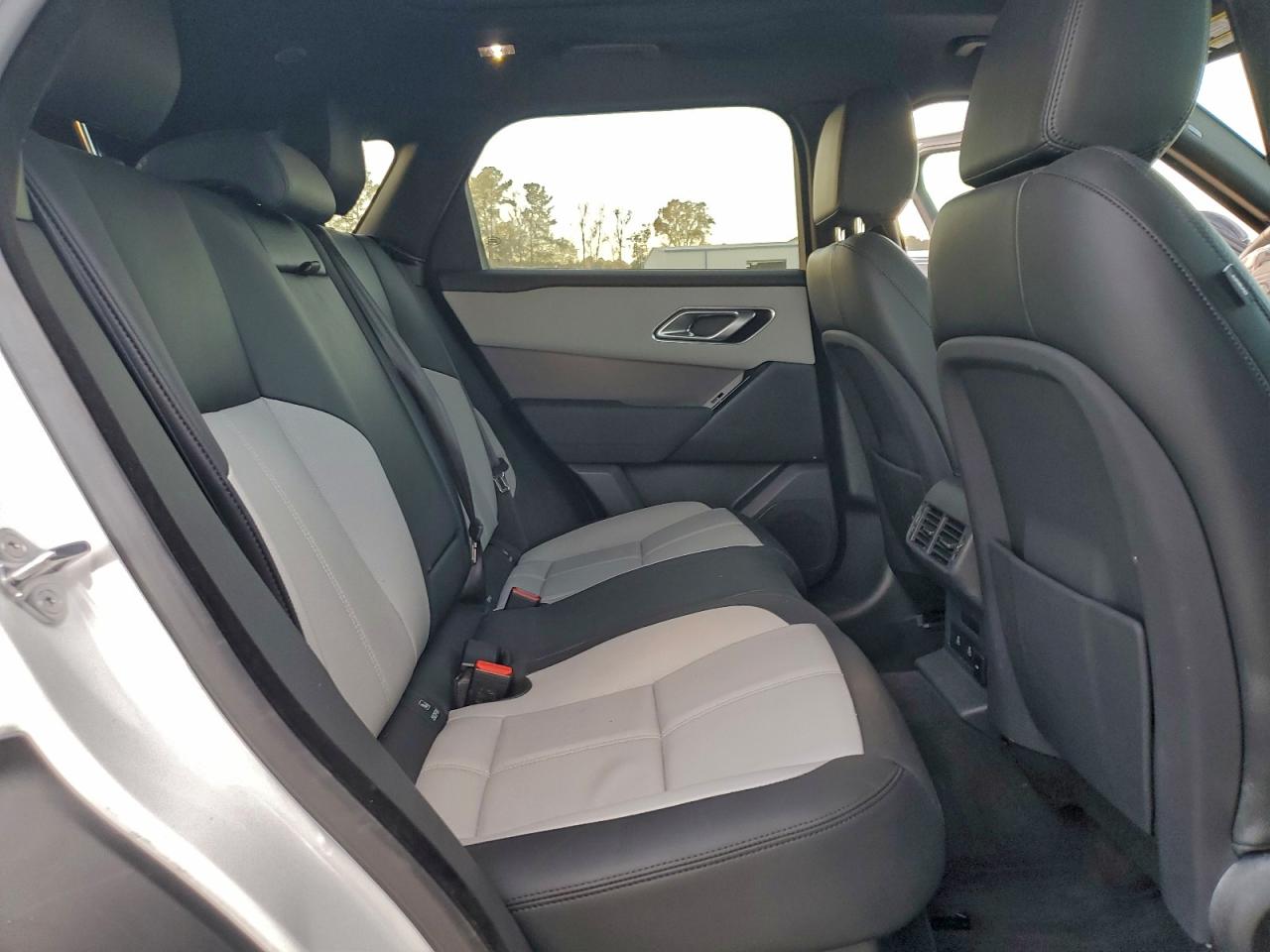 2024 Land Rover Range Rover Velar Dynamic Se VIN: SALYL2EX3RA381418 Lot: 94066605