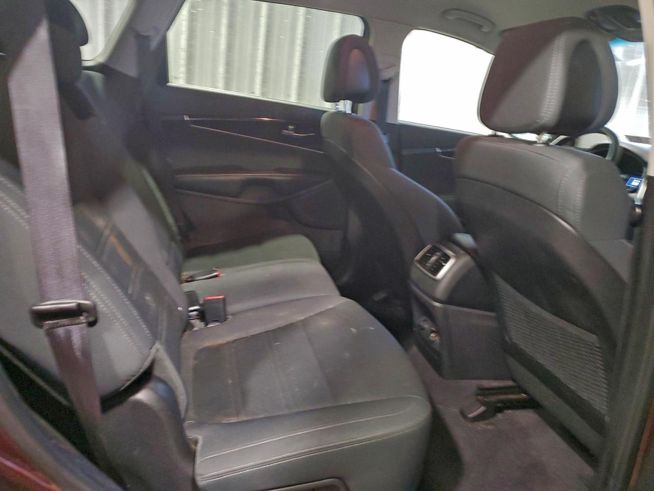 2016 Kia Sorento Lx VIN: 5XYPGDA57GG122581 Lot: 94394405