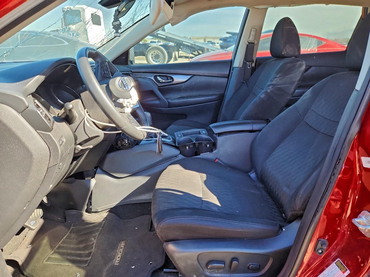 2019 Nissan Rogue S VIN: 5N1AT2MT2KC704547 Lot: 94525255