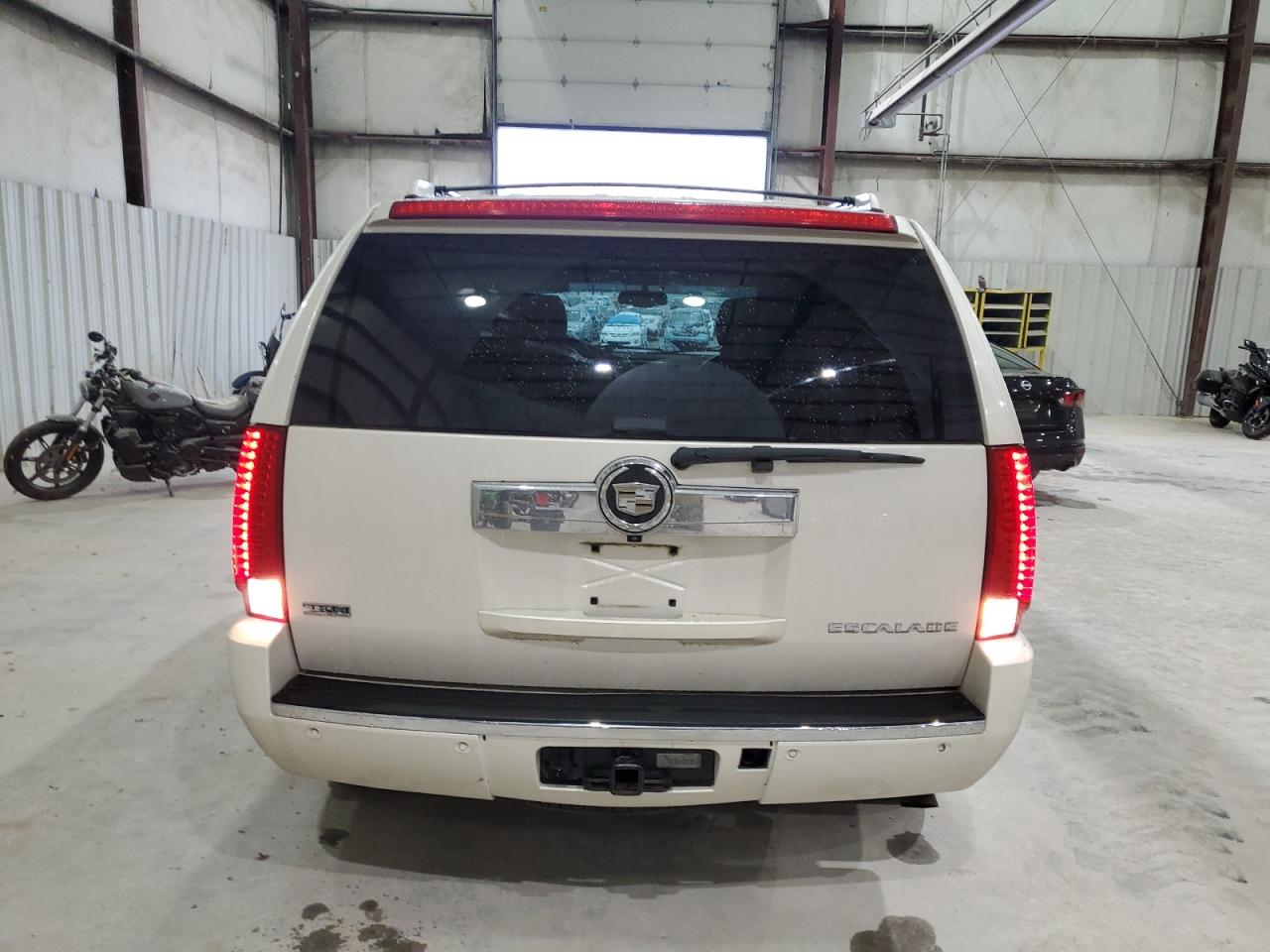 2010 Cadillac Escalade Premium VIN: 1GYUCCEF4AR199486 Lot: 92070595