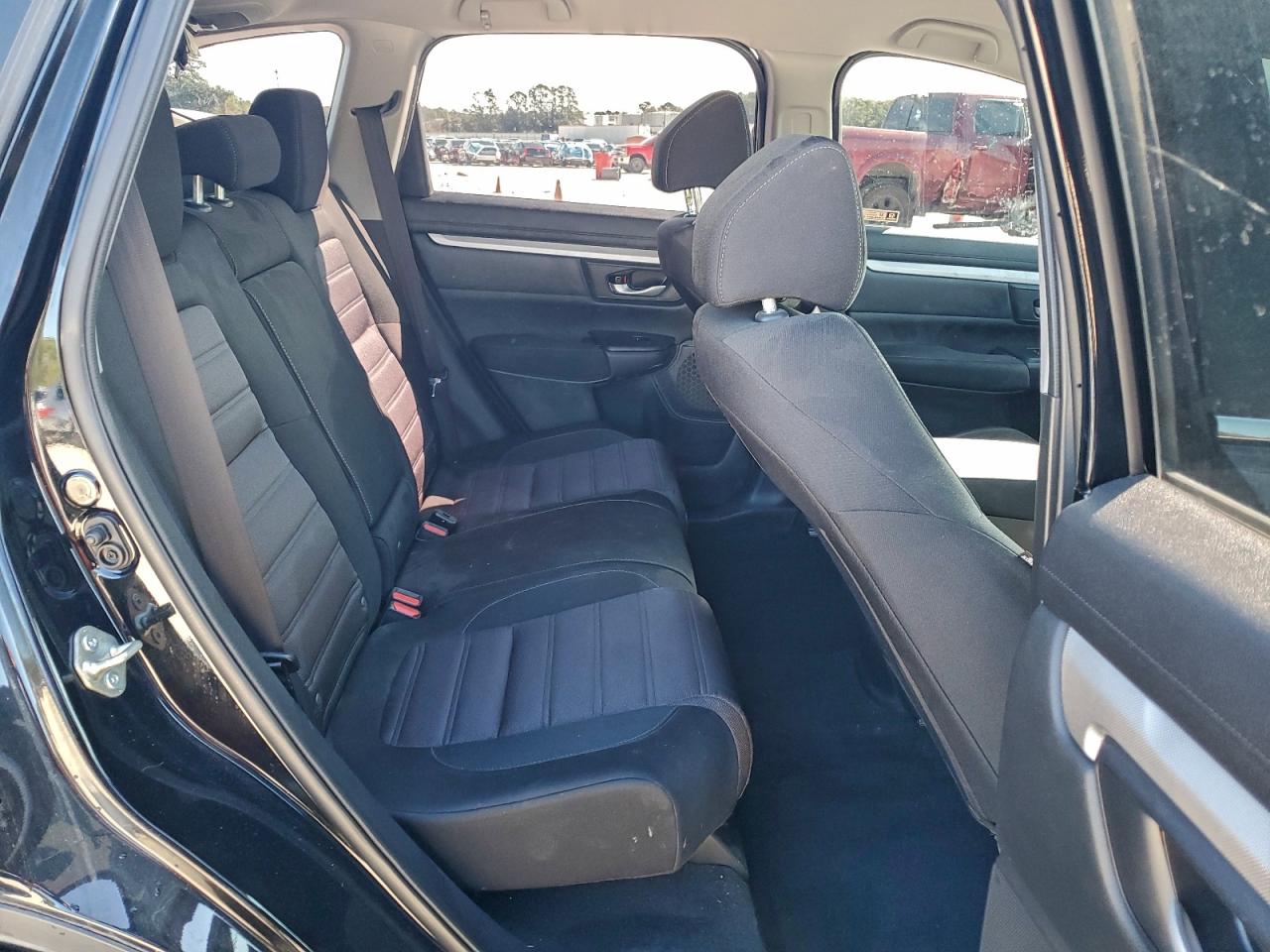 2019 Honda Cr-V Lx VIN: 2HKRW5H31KH418140 Lot: 94154715