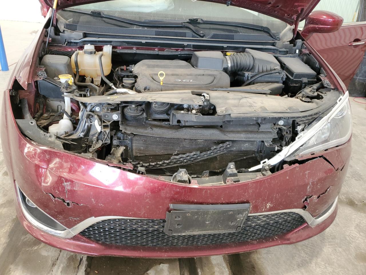 2018 Chrysler Pacifica Touring L VIN: 2C4RC1BG3JR277232 Lot: 91386275