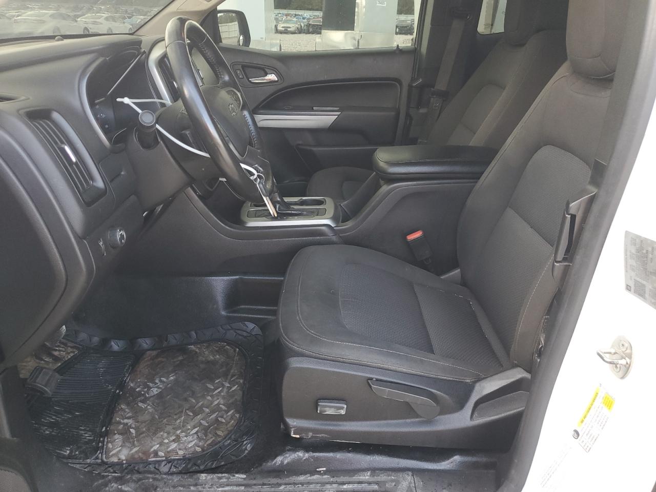 2020 Chevrolet Colorado Lt VIN: 1GCHSCEAXL1181395 Lot: 92301575