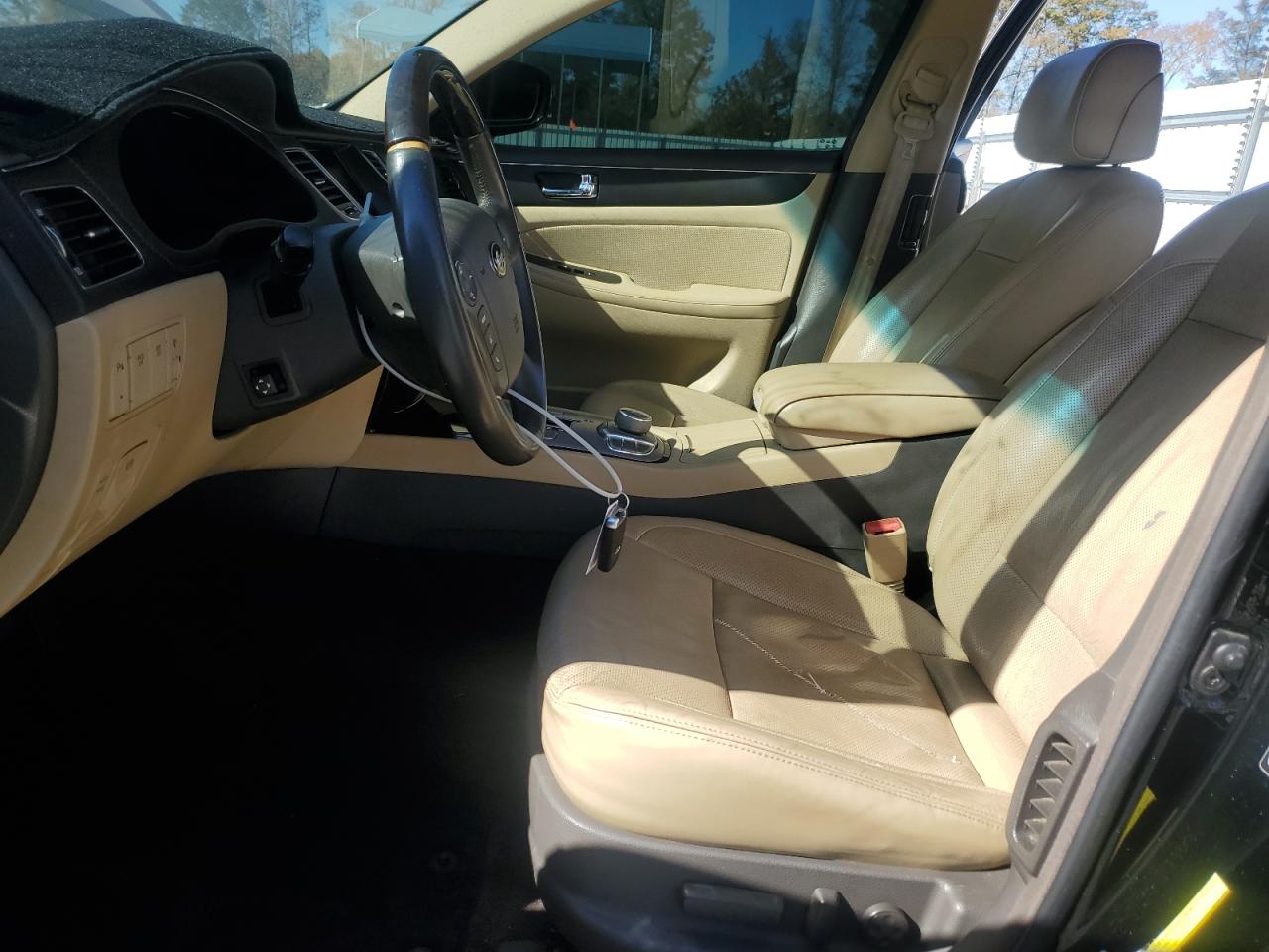 2011 Hyundai Genesis 4.6L VIN: KMHGC4DF7BU125712 Lot: 90994155