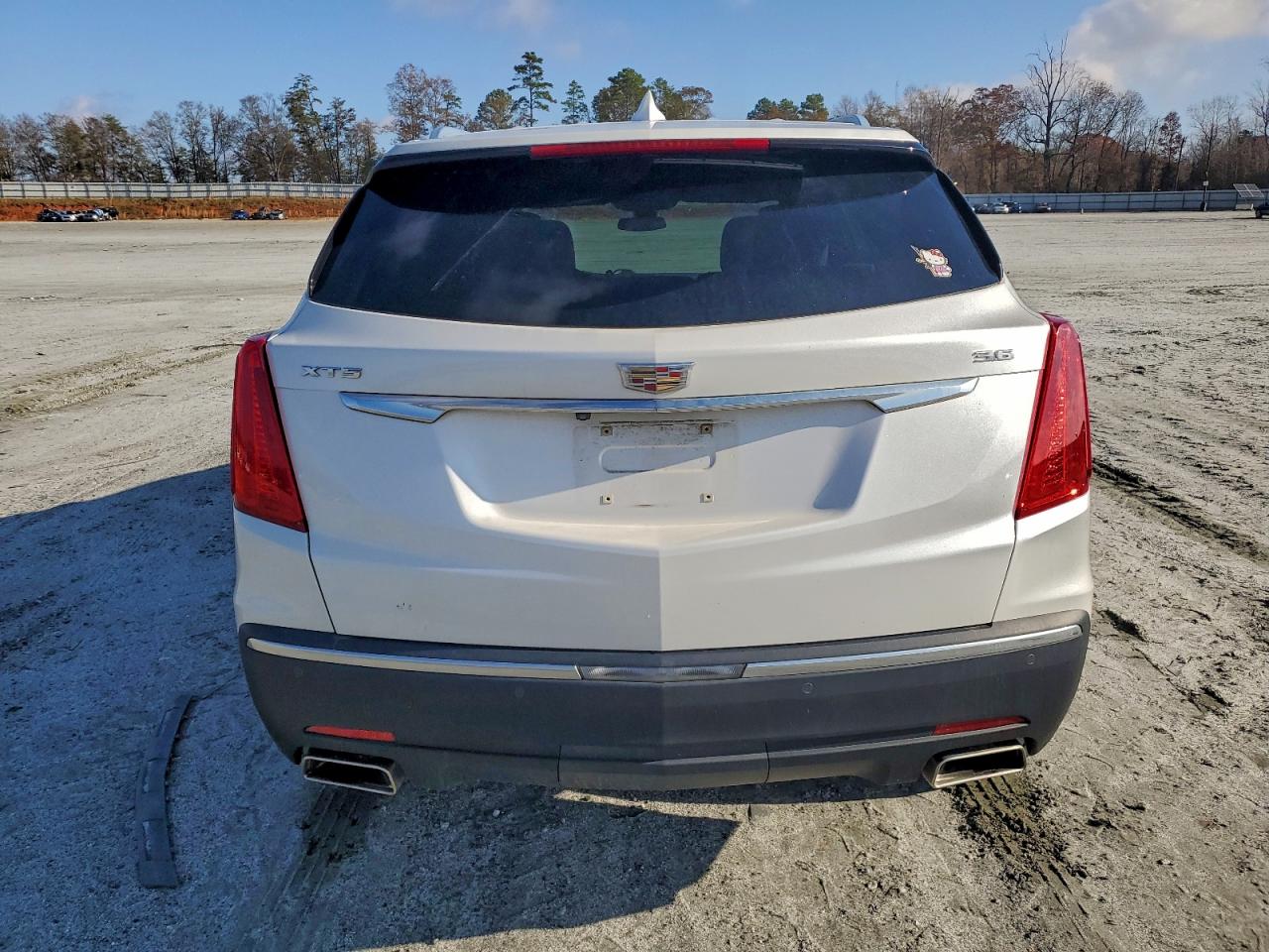 2017 Cadillac Xt5 Luxury VIN: 1GYKNBRSXHZ166585 Lot: 93254515