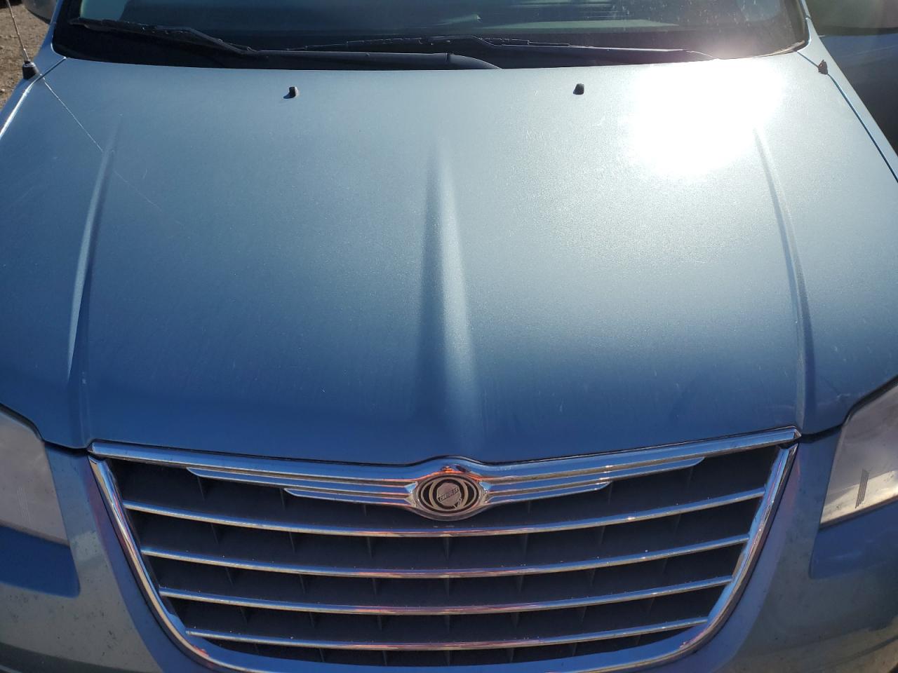 2010 Chrysler Town & Country Touring VIN: 2A4RR5D13AR260410 Lot: 90798655