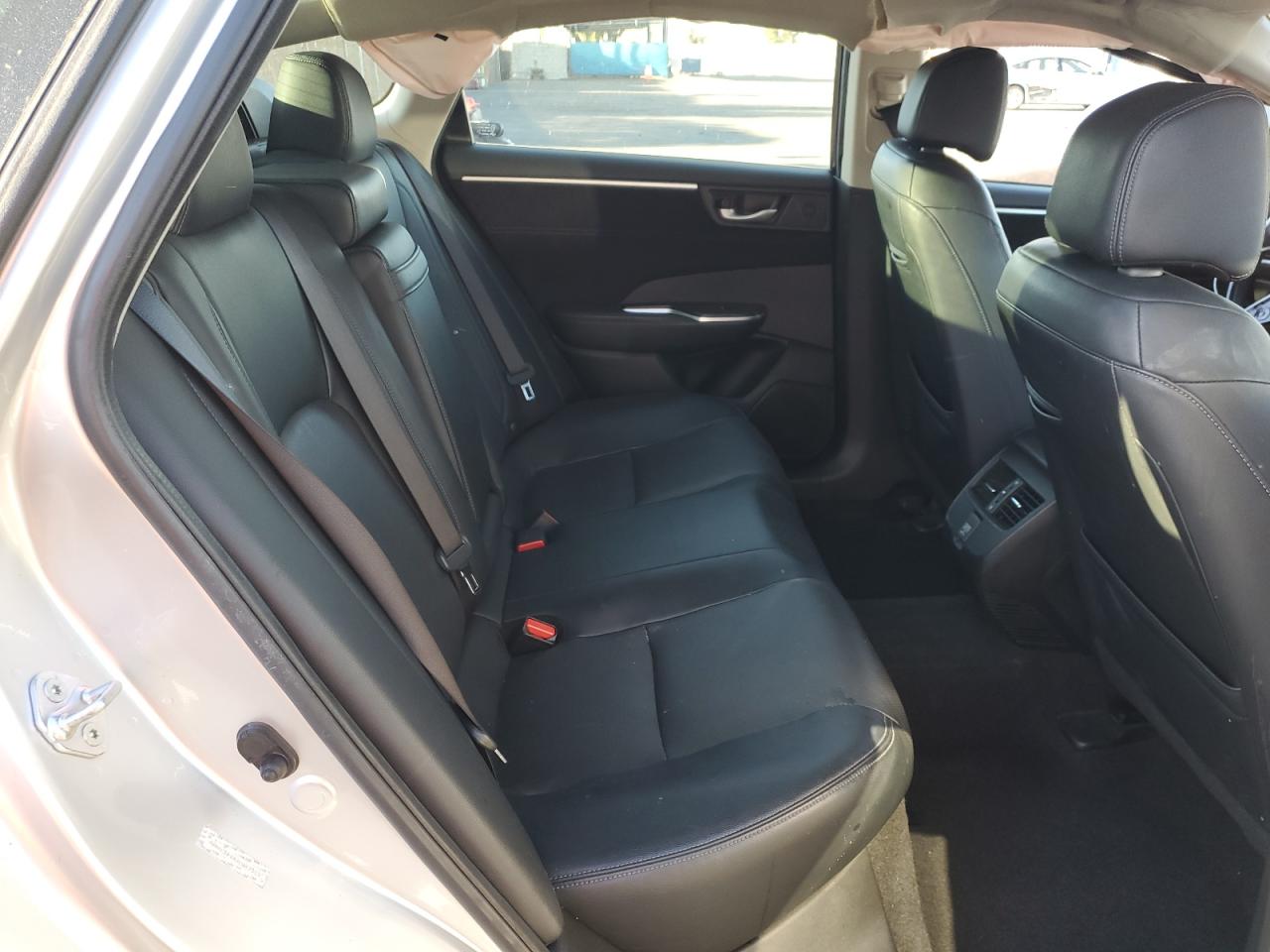 2018 Honda Clarity Touring VIN: JHMZC5F3XJC020462 Lot: 91313615