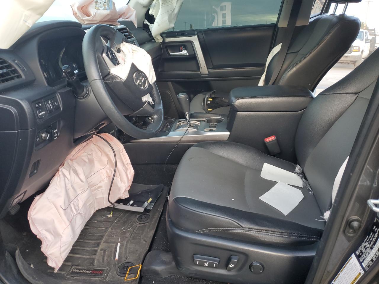 2020 Toyota 4Runner Sr5/Sr5 Premium VIN: JTEBU5JR9L5798833 Lot: 93905925