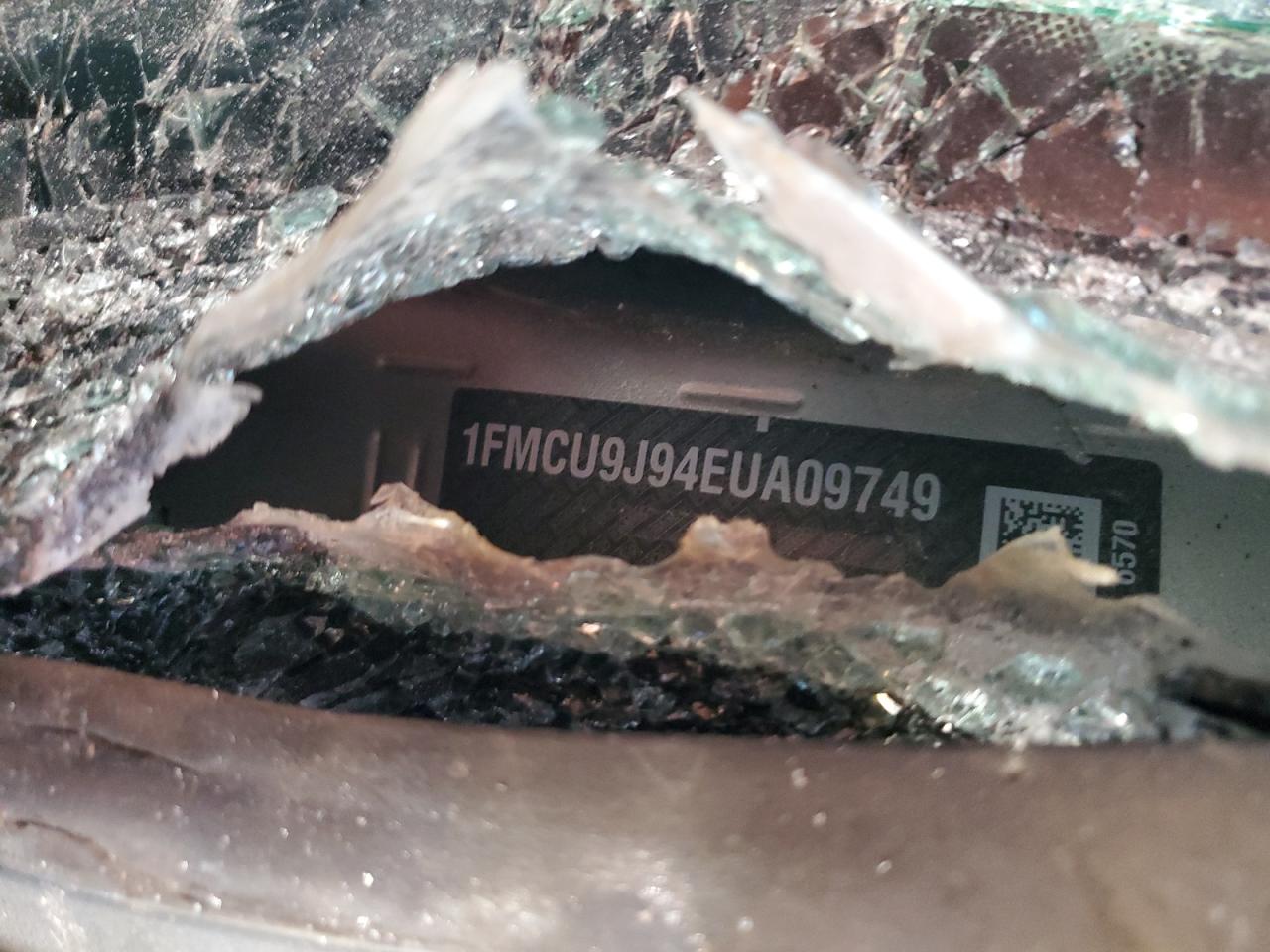 2014 Ford Escape Titanium VIN: 1FMCU9J94EUA09749 Lot: 91611375