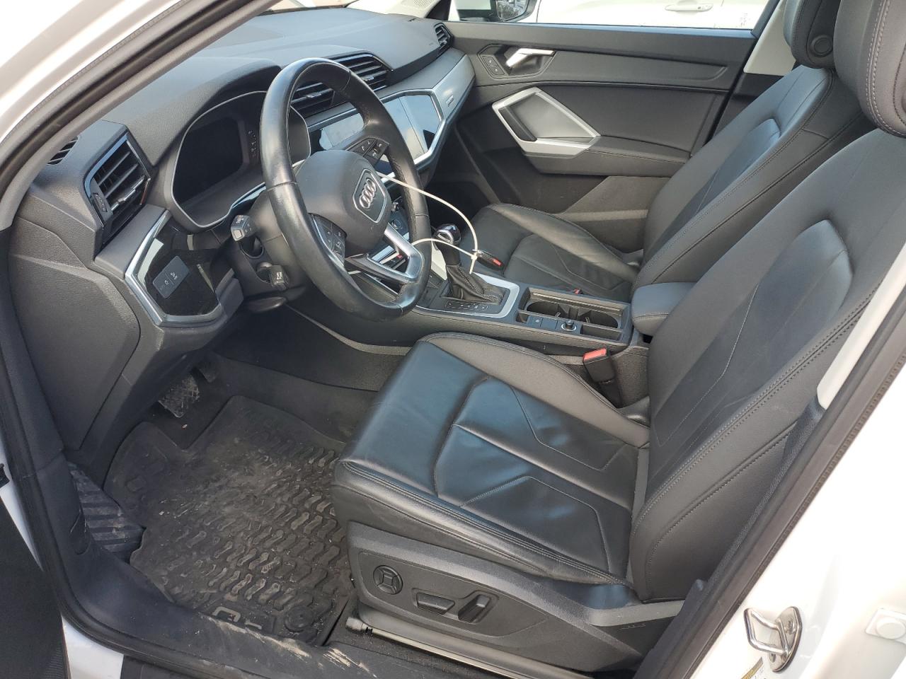 2023 Audi Q3 Komfort 45 VIN: WA1AECF30P1114636 Lot: 93742255