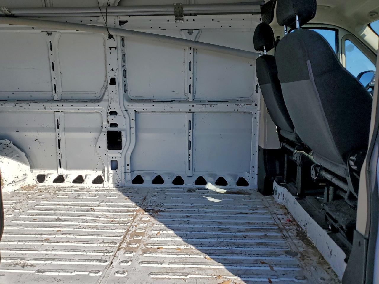 2014 Ram Promaster 2500 2500 High VIN: 3C6TRVDGXEE116576 Lot: 94337925