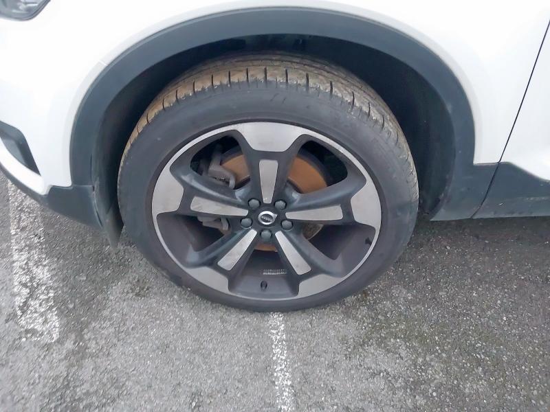 2020 VOLVO XC40 2.0 B4P INSCRIPTION 5DR AWD AUTO