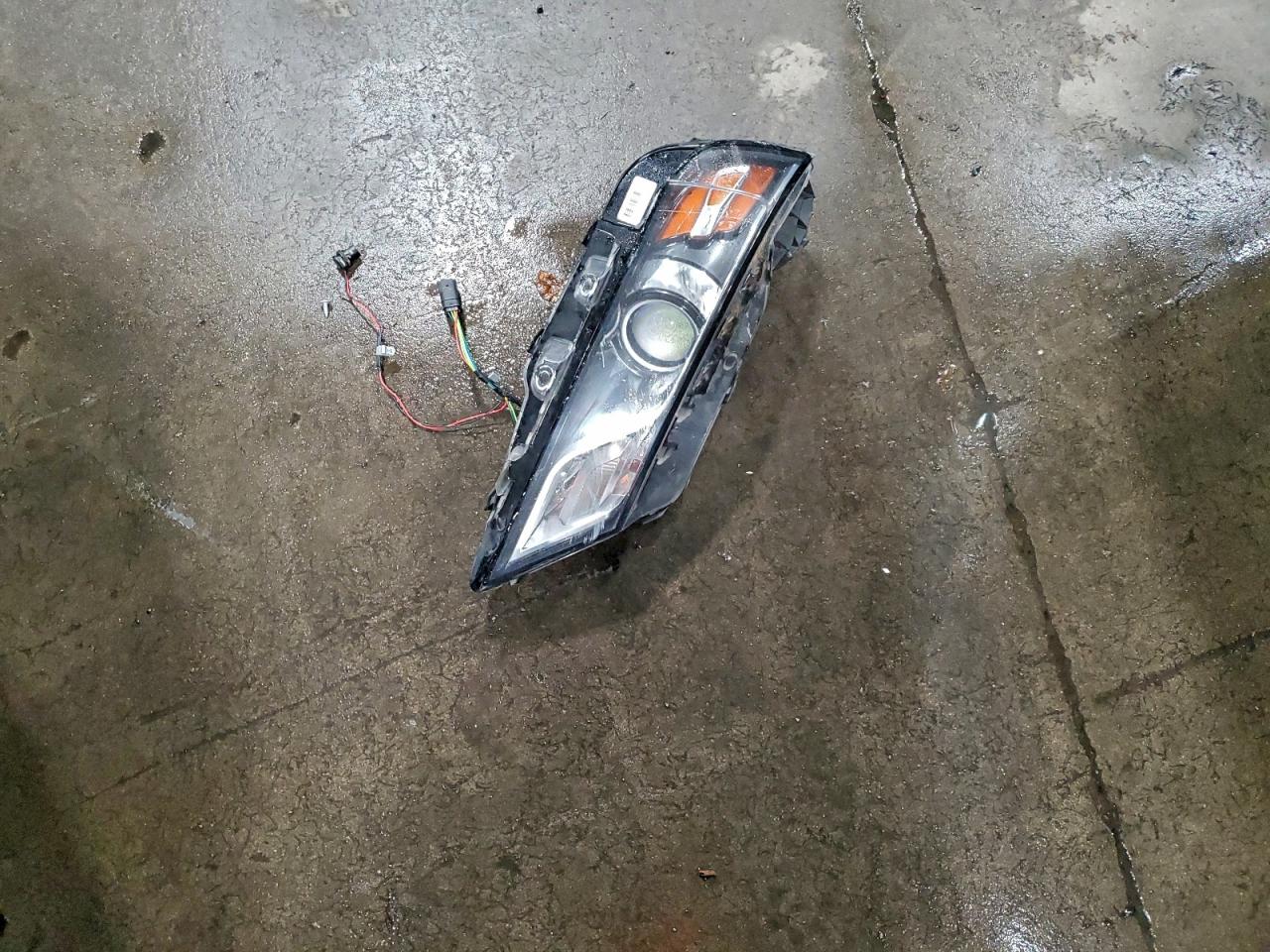 2017 Chevrolet Impala Lt VIN: 1G1105S33HU214695 Lot: 93724395