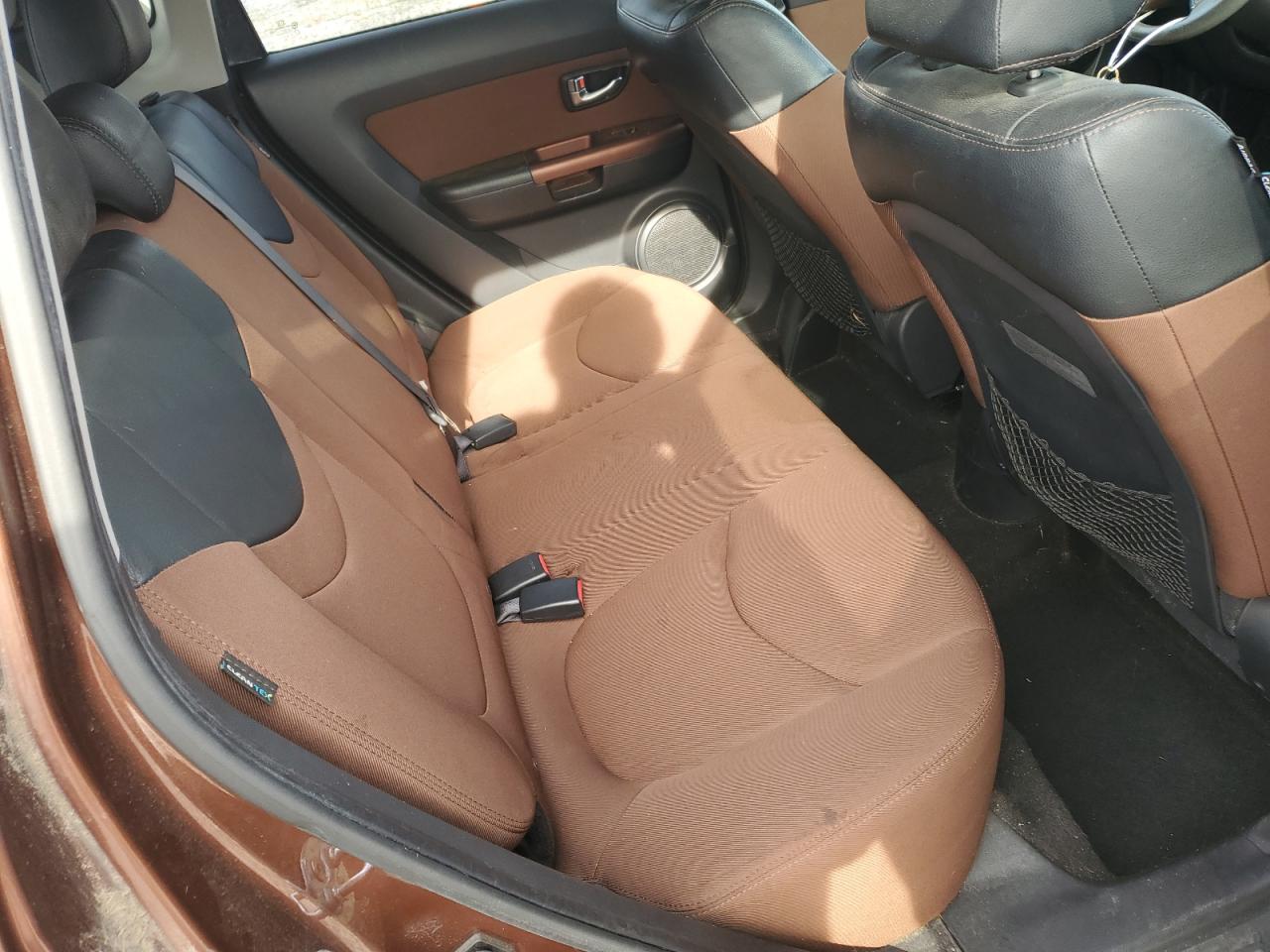 2012 Kia Soul + VIN: KNDJT2A61C7423501 Lot: 93589785