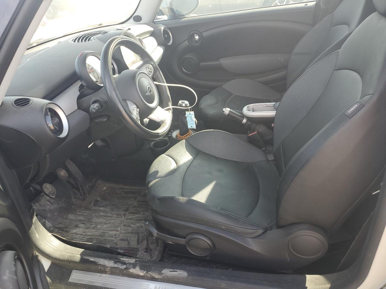 2012 Mini Cooper VIN: WMWSU3C56CT262093 Lot: 92864925