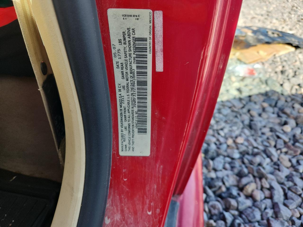 2007 Volkswagen New Beetle Convertible Option Package 1 VIN: 3VWRF31Y27M418883 Lot: 92309565