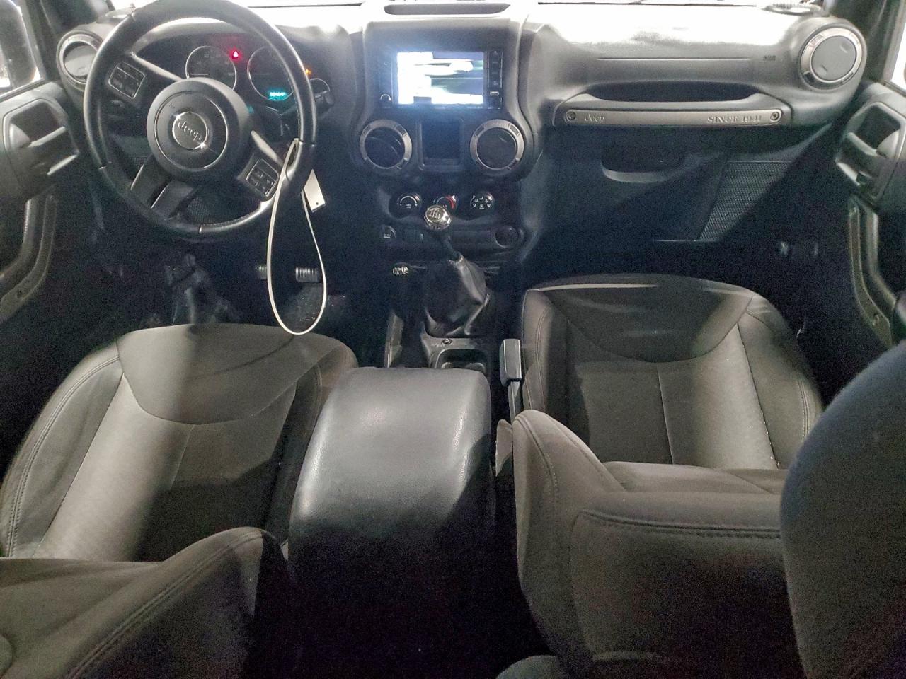 2016 Jeep Wrangler Unlimited Sport VIN: 1C4BJWDG5GL236247 Lot: 93735495