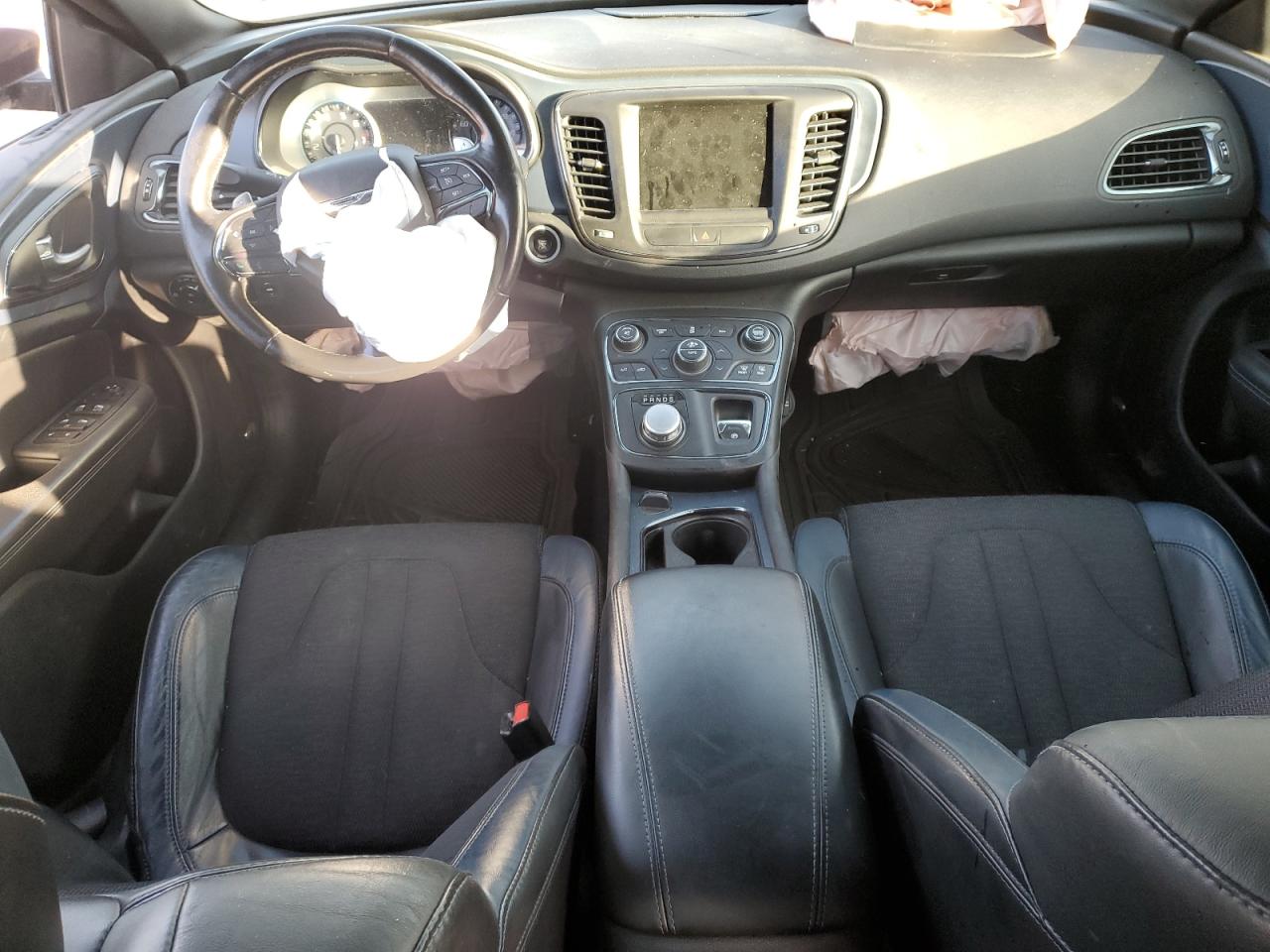 2015 Chrysler 200 S VIN: 1C3CCCBG6FN518940 Lot: 92373265