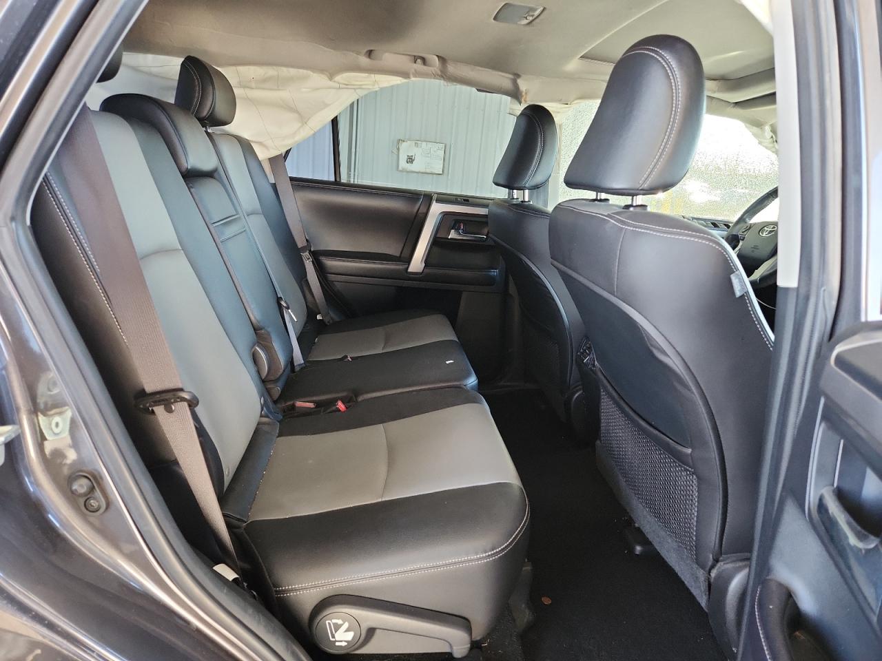 2017 Toyota 4Runner Sr5/Sr5 Premium VIN: JTEBU5JRXH5411357 Lot: 92625905