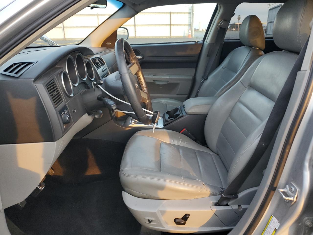 2007 Dodge Magnum R/T VIN: 2D4GV57237H730739 Lot: 92450365