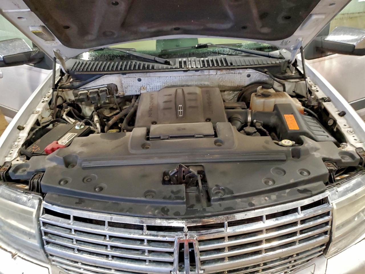 2009 Lincoln Navigator L VIN: 5LMFL285X9EJ02069 Lot: 94117065