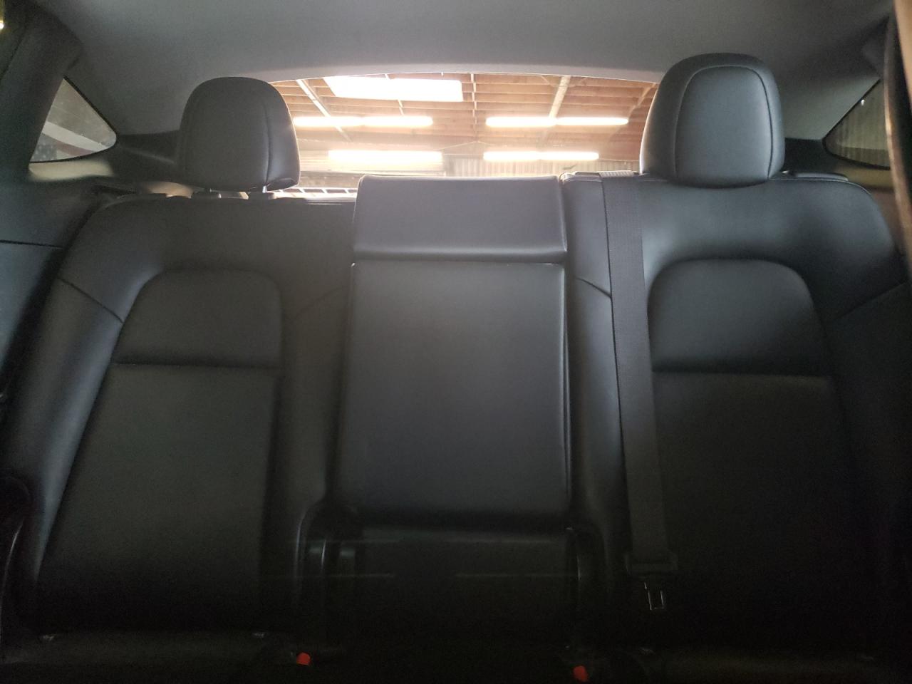 2021 Tesla Model Y VIN: 5YJYGDEE1MF073525 Lot: 92325595