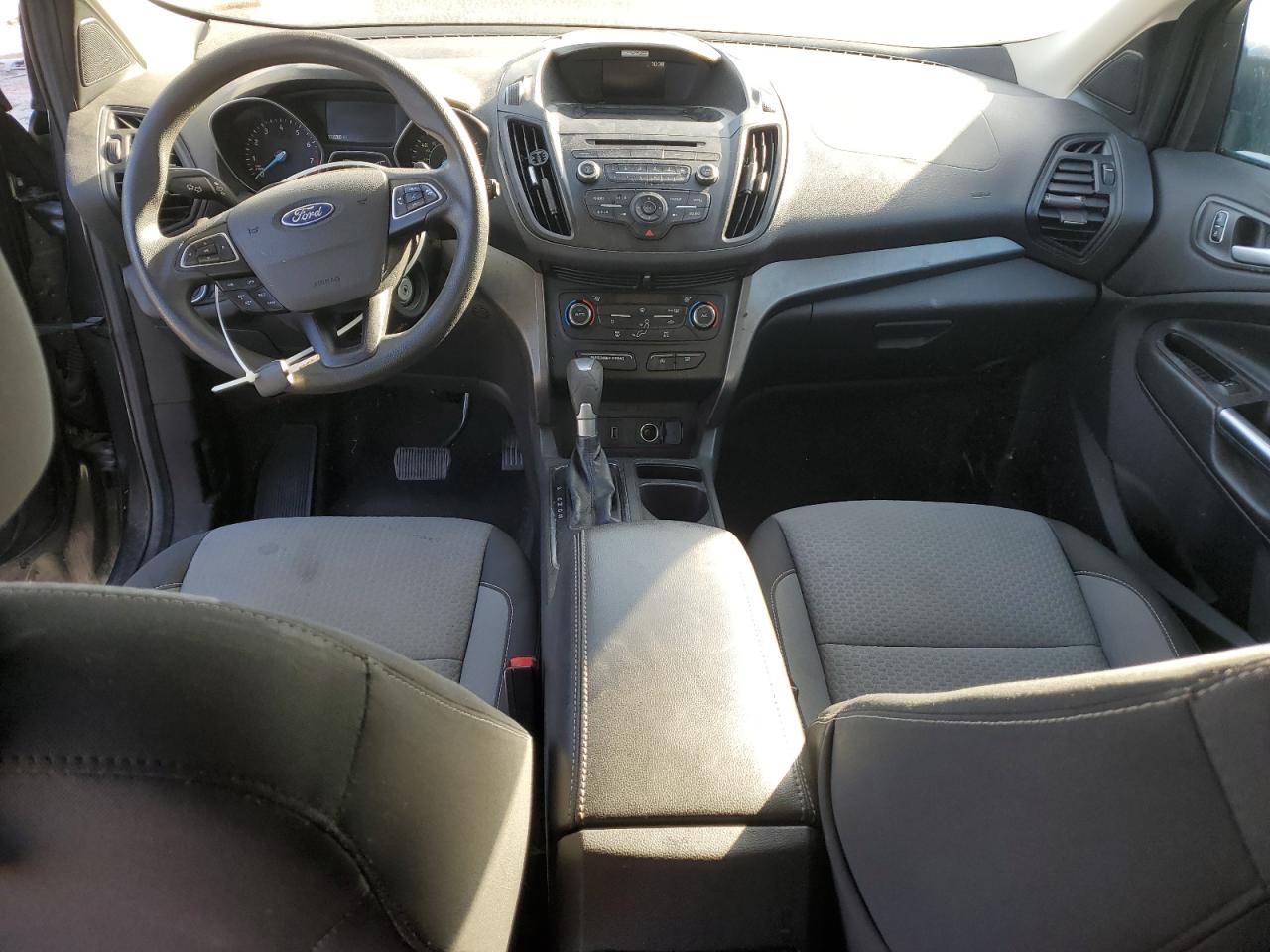 2017 Ford Escape Se VIN: 1FMCU0G92HUB04401 Lot: 92436215