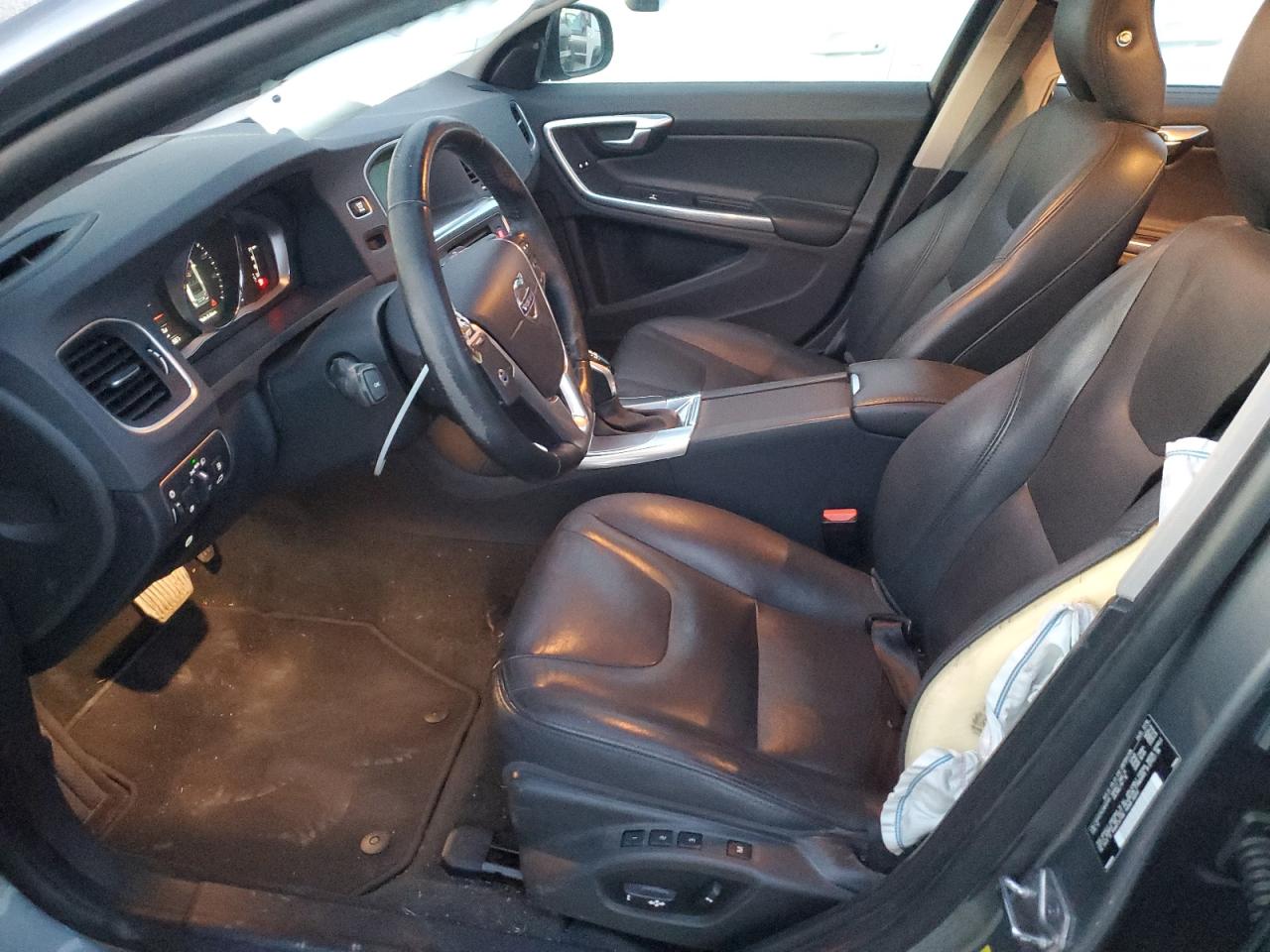 2017 Volvo S60 Premier VIN: LYV402TK2HB131181 Lot: 93557865