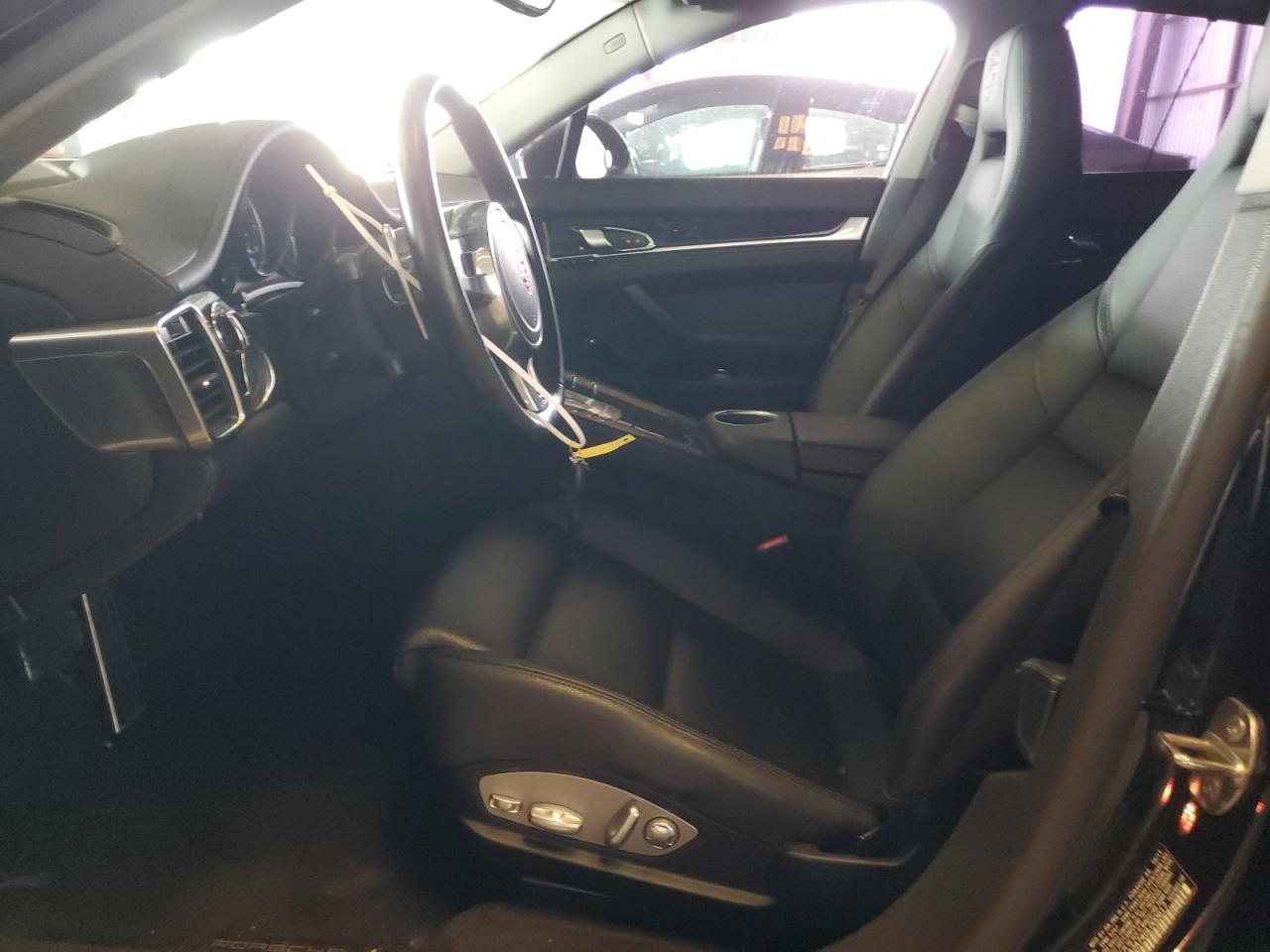2016 Porsche Panamera 2 VIN: WP0AA2A74GL000617 Lot: 93309675