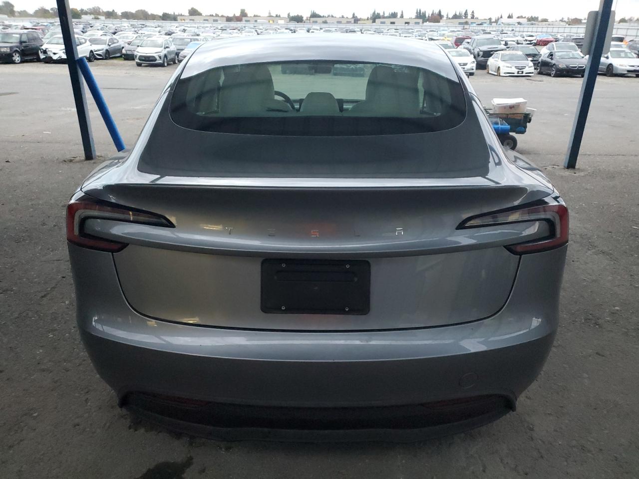 2025 Tesla Model 3 VIN: 5YJ3E1EAXSF993954 Lot: 92724005