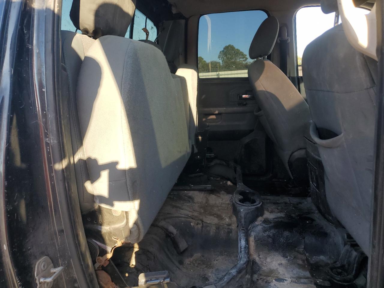 2017 Ram 1500 Slt VIN: 1C6RR7GG2HS704443 Lot: 90946665