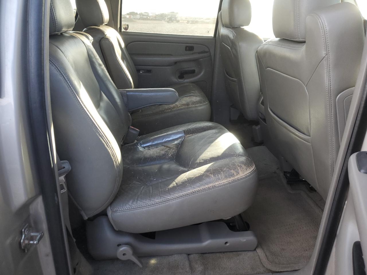 2004 GMC Yukon Xl C1500 VIN: 3GKEC16Z14G193337 Lot: 93370195